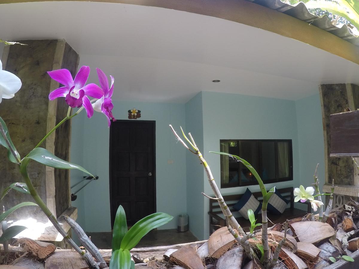 Simple Life Resort Тау Экстерьер фото