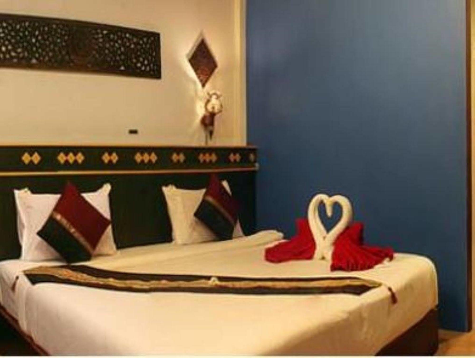 Simple Life Resort Тау Экстерьер фото