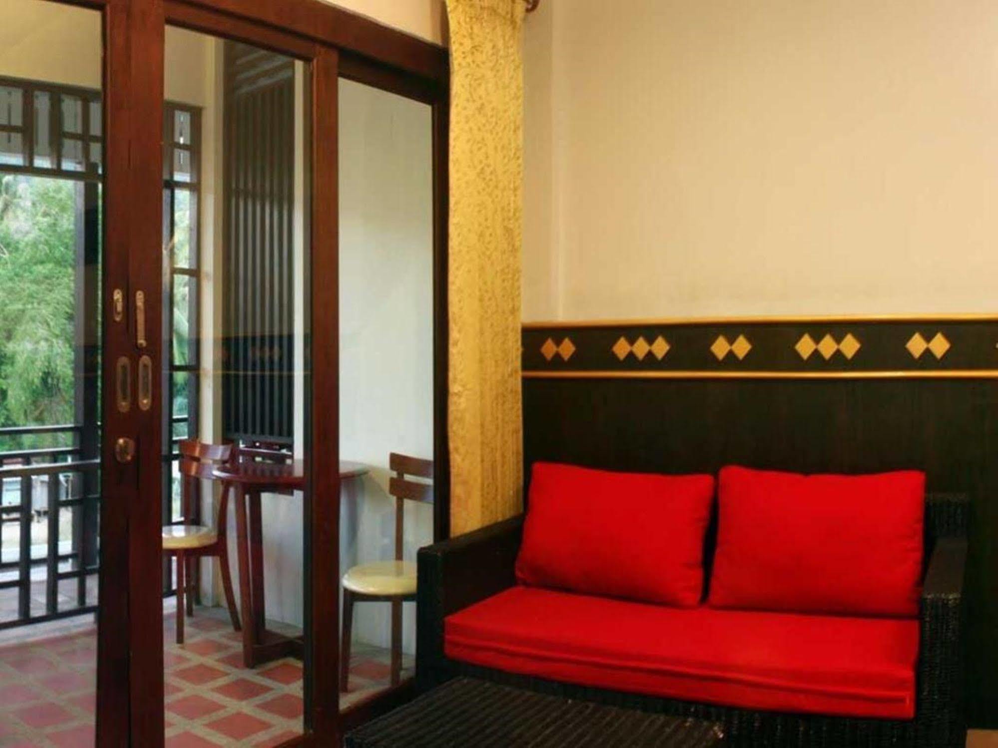 Simple Life Resort Тау Экстерьер фото
